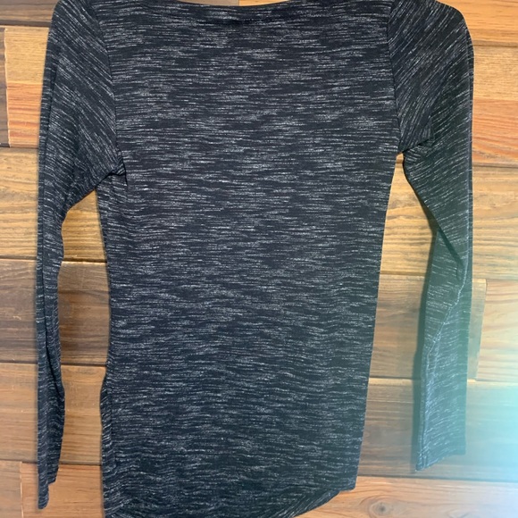 Black long sleeve - Picture 1 of 3